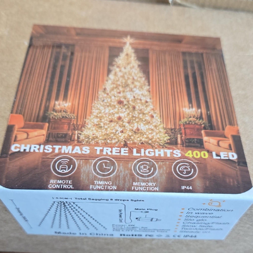 8 Drop 400 White LED Christmas Tree Lights With Remote Nib